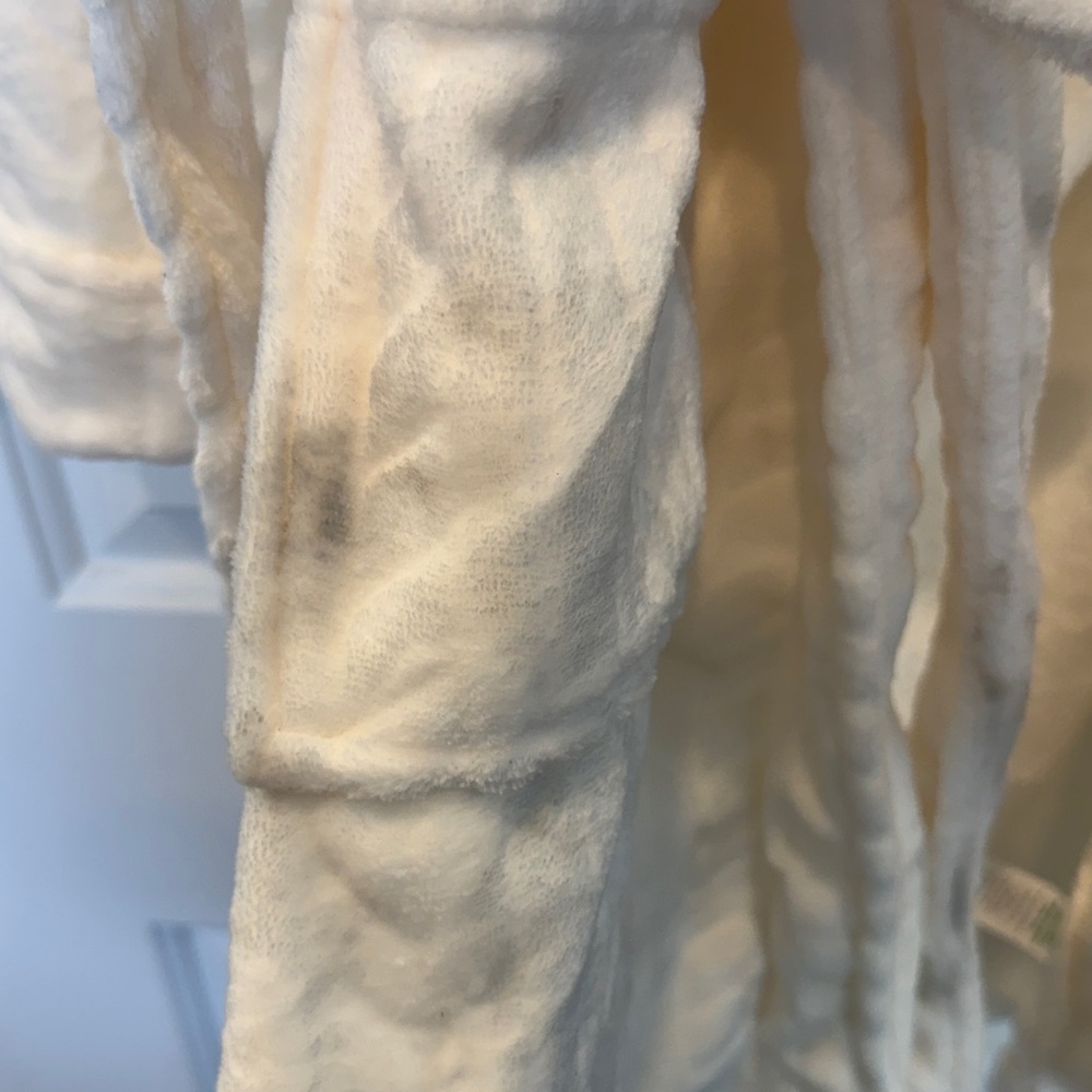 AERIE Women's Cable Fleece Robe Size M In Soft Muslin - Picture 6 of 7